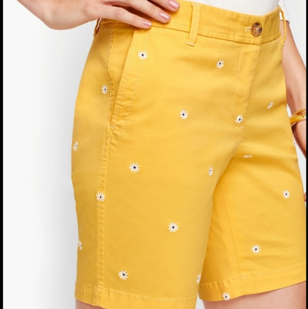 Talbots Relaxed Chino Shorts - 7" inseam - Embroidered Daisies - Yellow - Picture 3 of 10